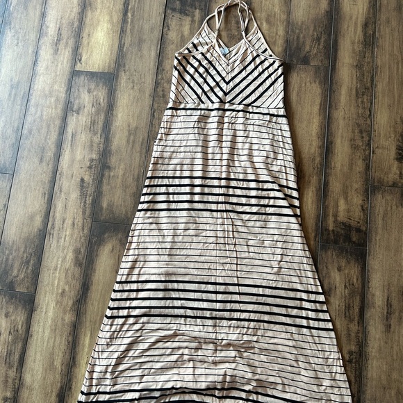 Volcom Black and Tan Striped Maxi Dress - Picture 2 of 3